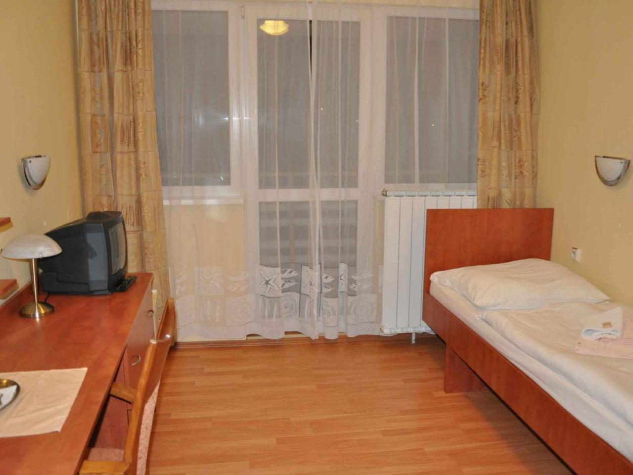Hotel Pramen - Sivek Hotels Дудинце Екстериор снимка